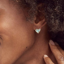 Kendra Scott Ari Silver Heart Stud Earrings In Ivory Mother Of